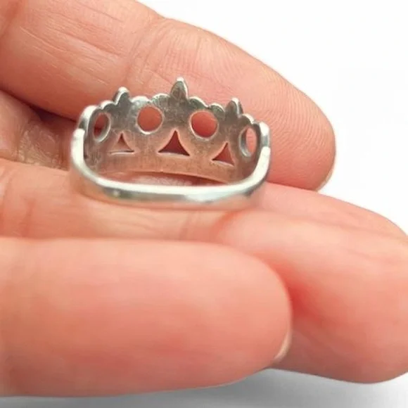 James Avery retired Crown Ring - Picture 4 of 7